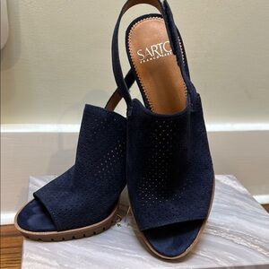 Women's Navy Suede Slingback Sandals